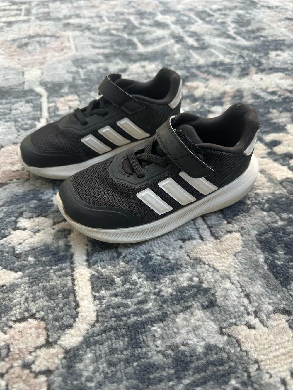 adidas Kids Gray & White Athletic Sneakers with Hook-and-Loop Closure